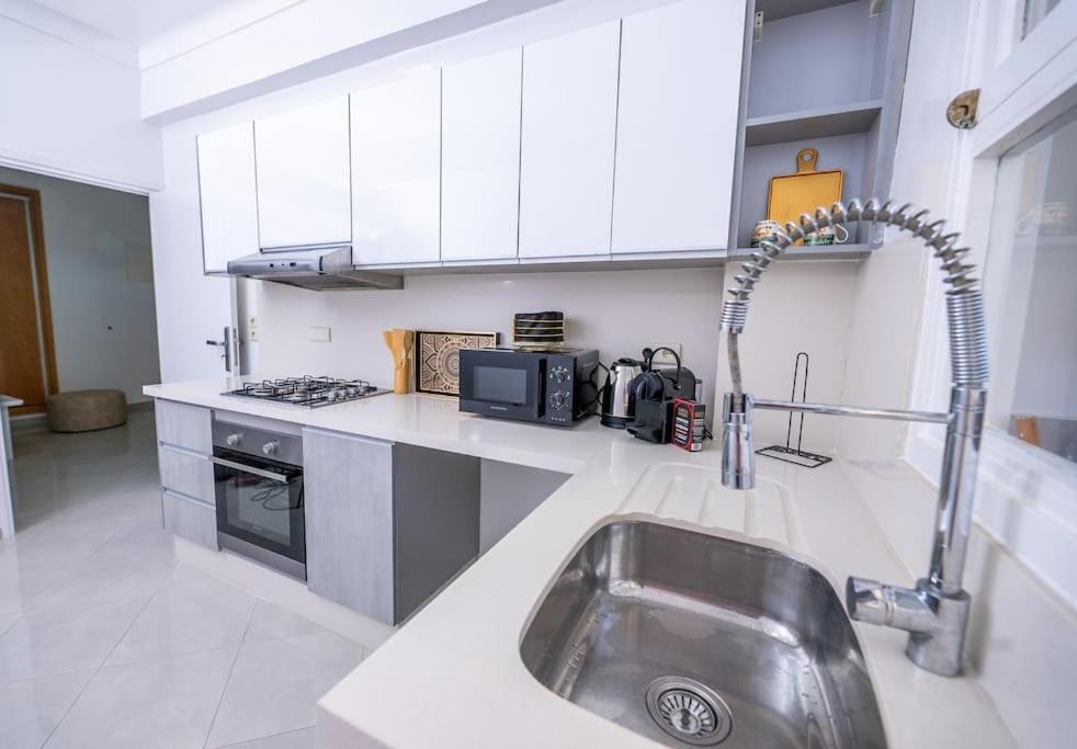 Tradition Meets Modern: 2Br Flat In Rabat Hassan Exterior photo