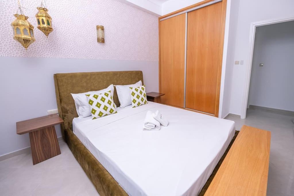 Tradition Meets Modern: 2Br Flat In Rabat Hassan Exterior photo